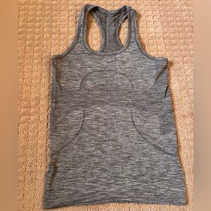 lululemon swiftly tank, size 4